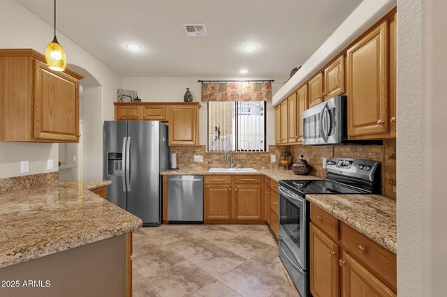 13606 N CAMBRIA Drive 109, Fountain Hills, AZ 85268