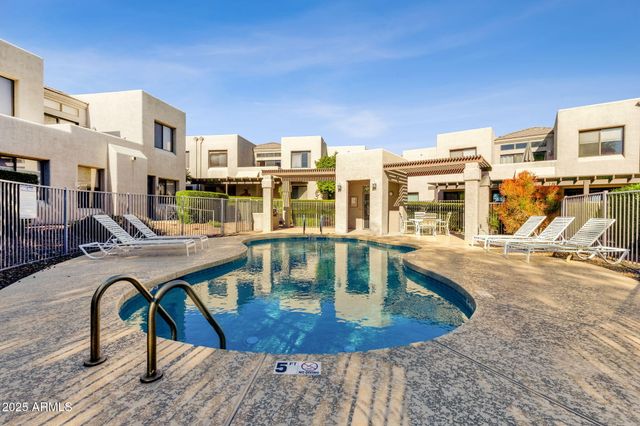 13606 N CAMBRIA Drive 109, Fountain Hills, AZ 85268