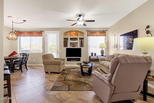 13606 N CAMBRIA Drive 109, Fountain Hills, AZ 85268