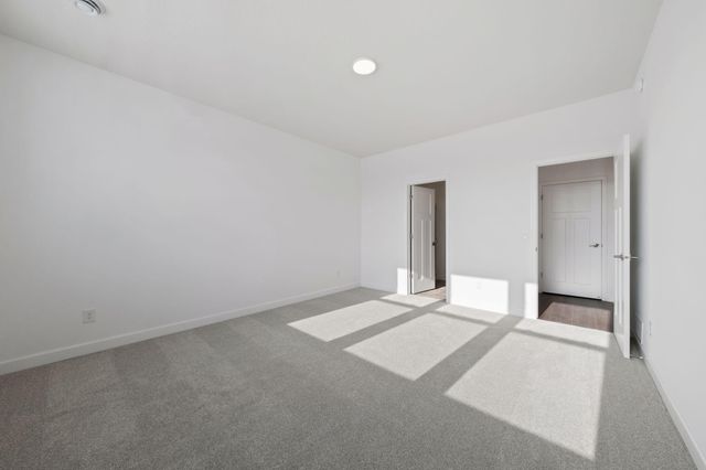 20048 Gabardine Lane, Lakeville, MN 55044