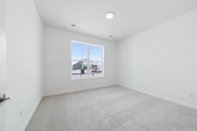 20048 Gabardine Lane, Lakeville, MN 55044