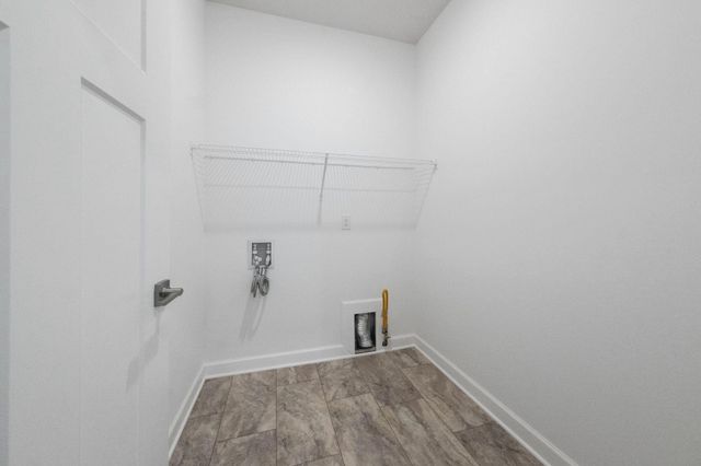 20048 Gabardine Lane, Lakeville, MN 55044