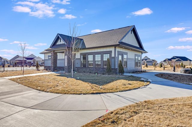 20048 Gabardine Lane, Lakeville, MN 55044