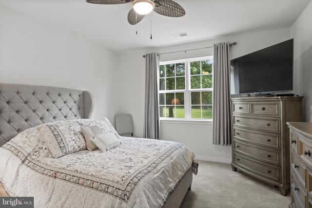 216 CONGRESSIONAL CT, Moorestown, NJ 08057