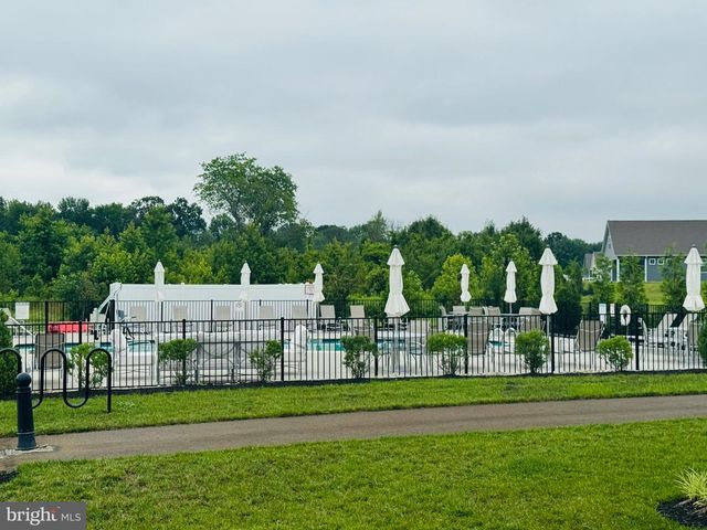 216 CONGRESSIONAL CT, Moorestown, NJ 08057