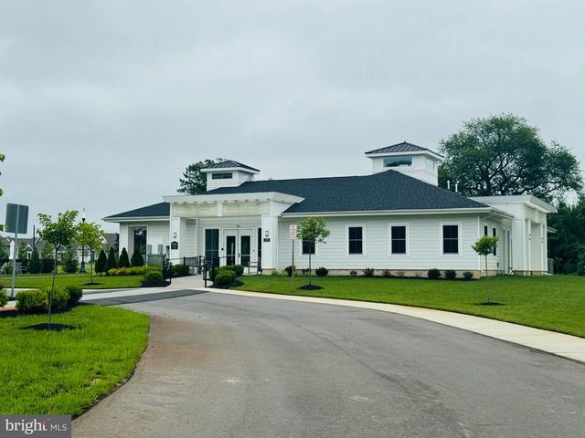216 CONGRESSIONAL CT, Moorestown, NJ 08057