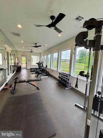 216 CONGRESSIONAL CT, Moorestown, NJ 08057