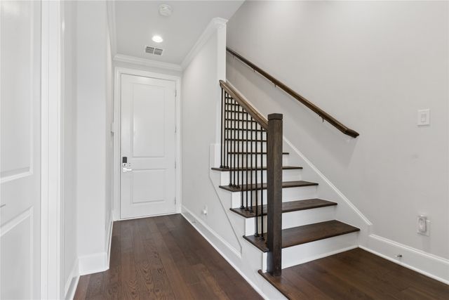 625 Dalton Lane, Irving, TX 75039