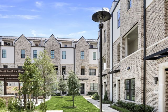625 Dalton Lane, Irving, TX 75039