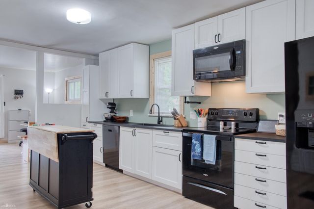 301 Ferry Street, Corunna, MI 48817