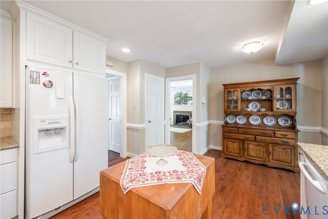 10101 Farmleigh Dr, North Chesterfield, VA 23235