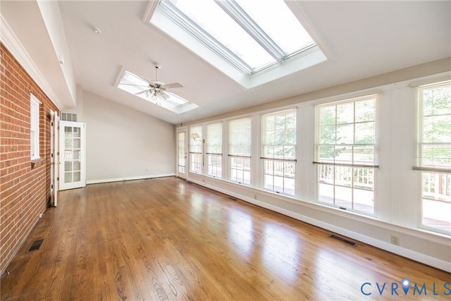10101 Farmleigh Dr, North Chesterfield, VA 23235