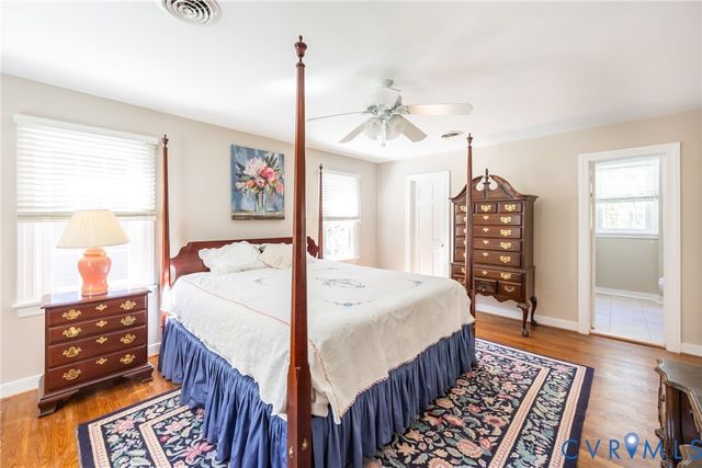 10101 Farmleigh Dr, North Chesterfield, VA 23235