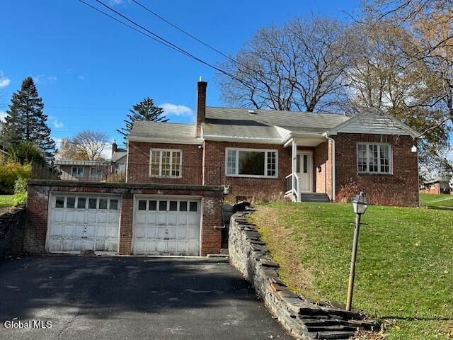 21 Winnie Avenue, Ravena, NY 12143