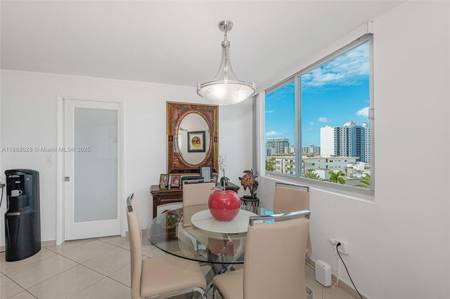 7135 Collins Ave 625, Miami Beach, FL 33141