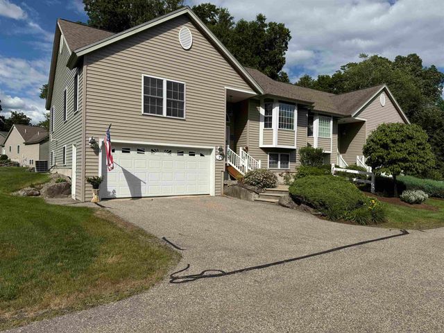 7 Maplevale Road, East Kingston, NH 03827