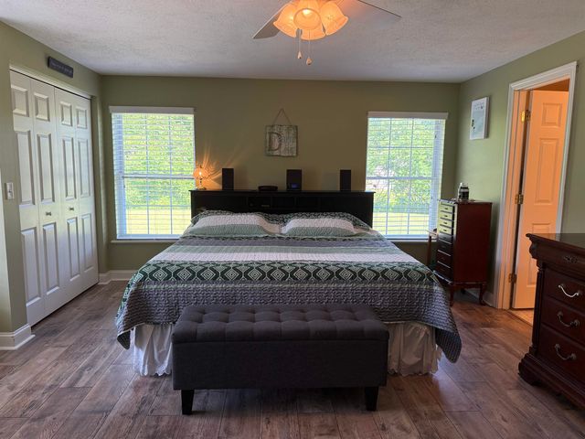 7 Maplevale Road, East Kingston, NH 03827