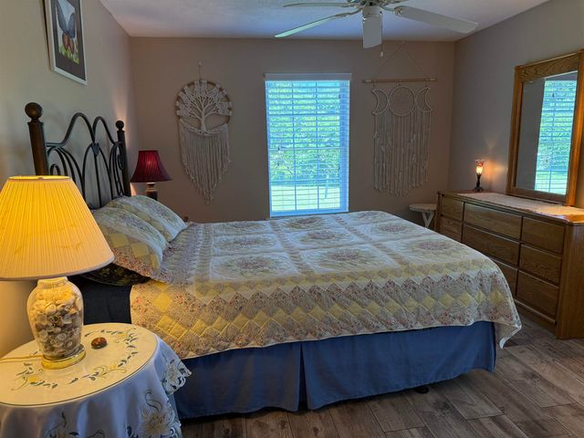 7 Maplevale Road, East Kingston, NH 03827