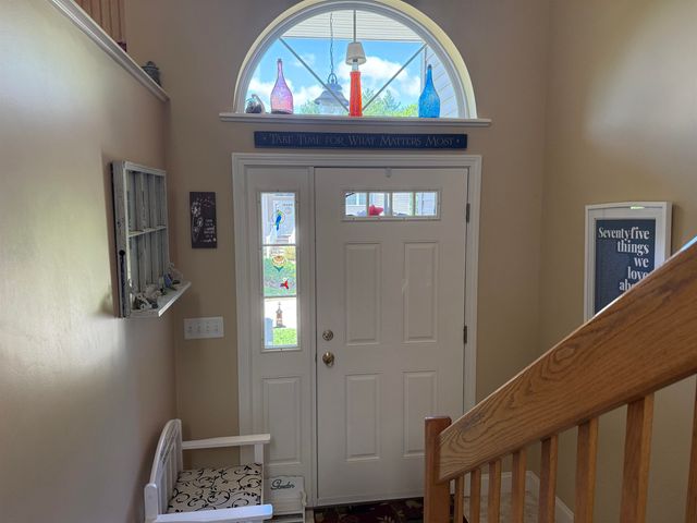 7 Maplevale Road, East Kingston, NH 03827