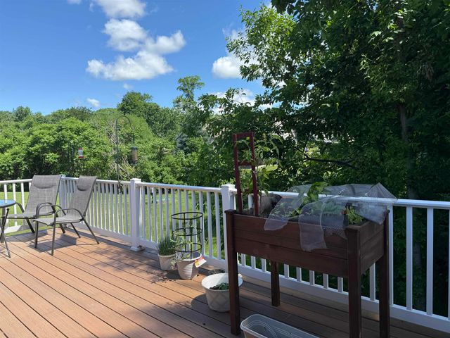 7 Maplevale Road, East Kingston, NH 03827