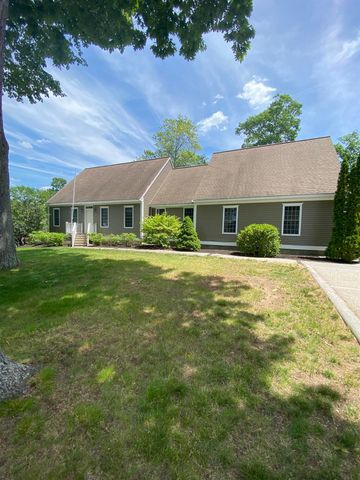 7 Maplevale Road, East Kingston, NH 03827