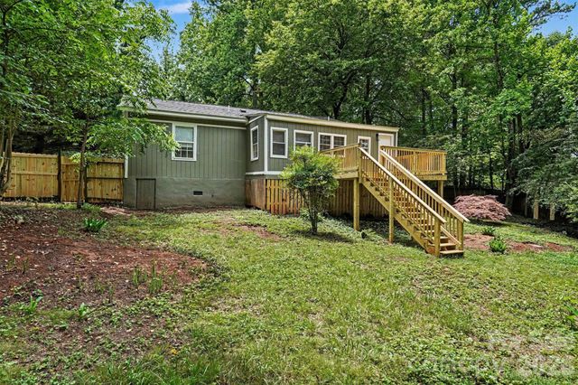 9118 S Lakebrook Road, Charlotte, NC 28214