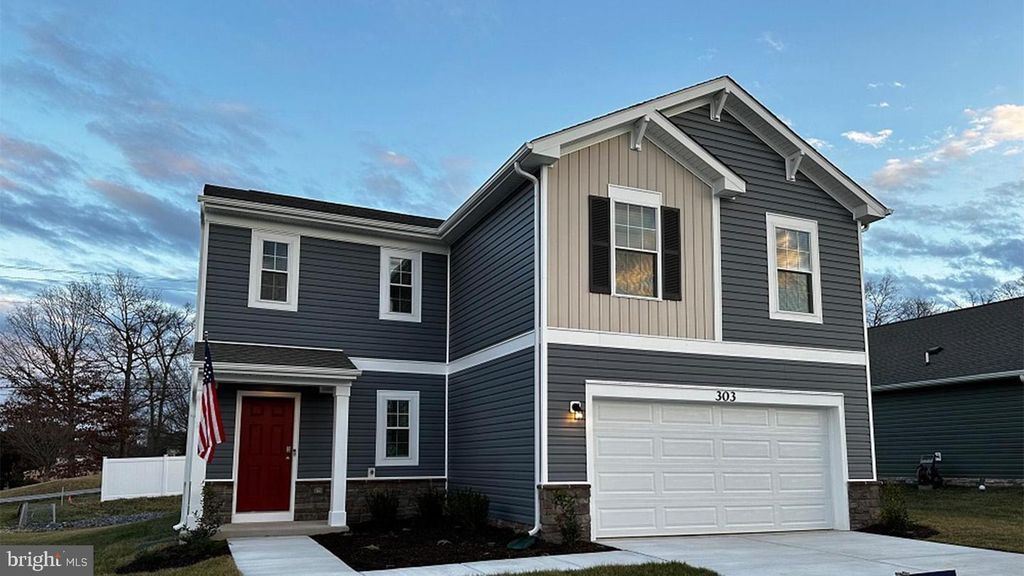 120 BOOKERS CREST DR, Stephens City, VA 22655