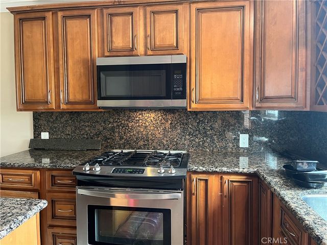 135 Flower B, Costa Mesa, CA 92627