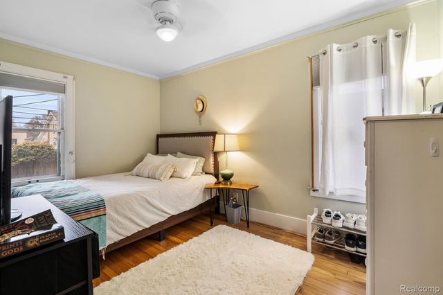 925 E 2nd Street, Royal Oak Charter Township, MI 48067