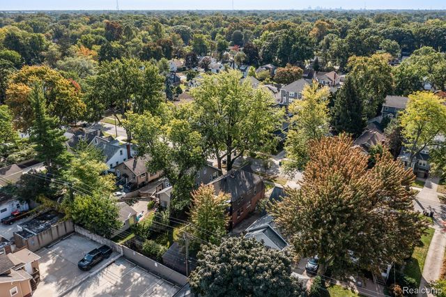 925 E 2nd Street, Royal Oak Charter Township, MI 48067