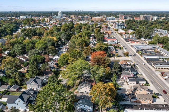 925 E 2nd Street, Royal Oak Charter Township, MI 48067