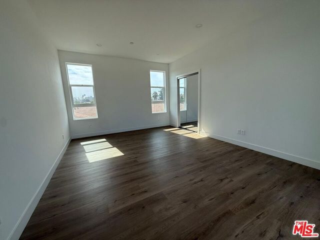 11253 Hatteras Street, North Hollywood, CA 91601