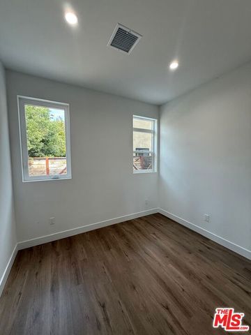 11253 Hatteras Street, North Hollywood, CA 91601