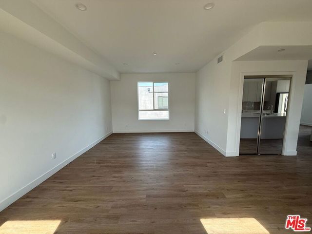 11253 Hatteras Street, North Hollywood, CA 91601