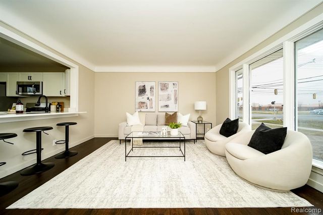 46985 Heydenreich Road, Macomb, MI 48044