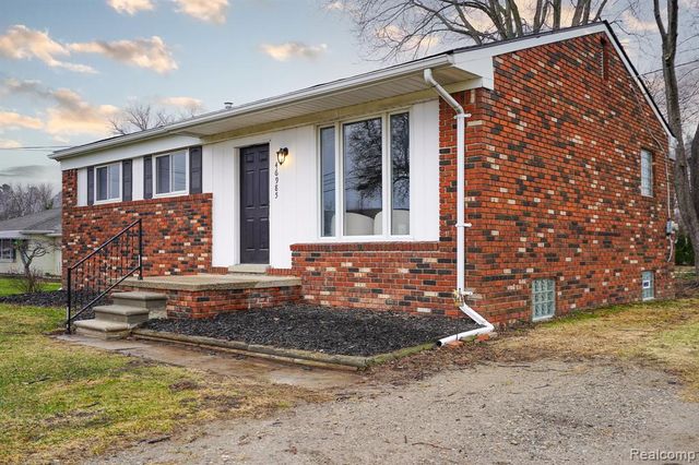 46985 Heydenreich Road, Macomb, MI 48044