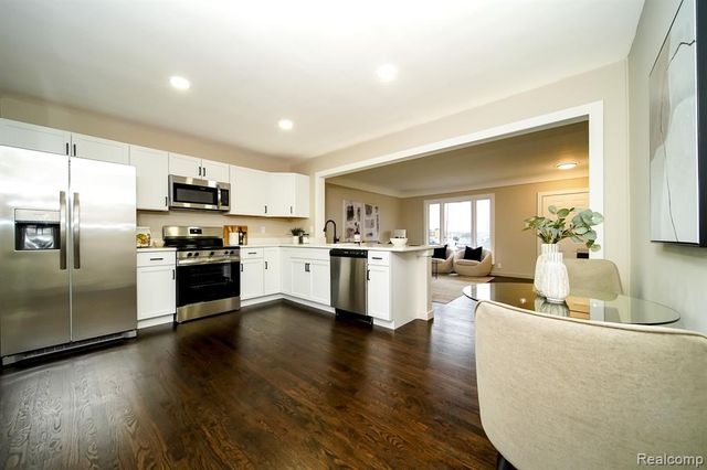 46985 Heydenreich Road, Macomb, MI 48044