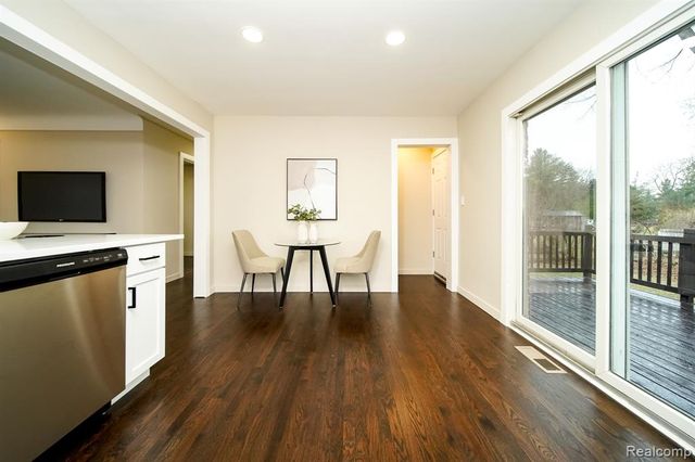 46985 Heydenreich Road, Macomb, MI 48044