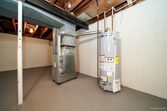 46985 Heydenreich Road, Macomb, MI 48044