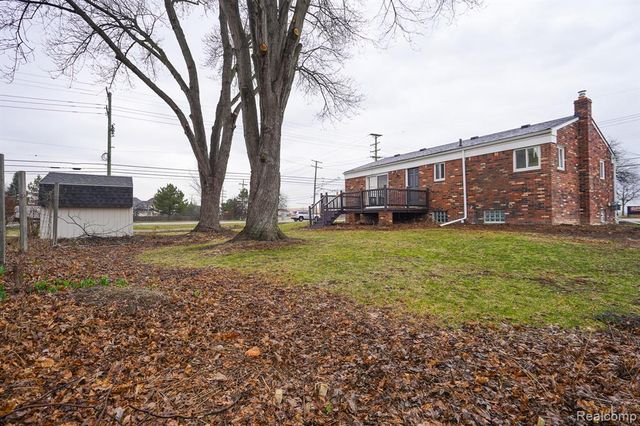 46985 Heydenreich Road, Macomb, MI 48044