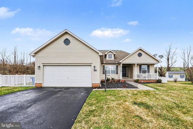 183 N ALPINE DR, York, PA 17408