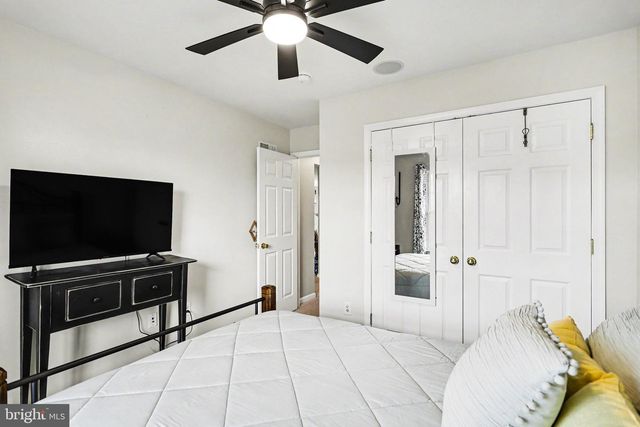 183 N ALPINE DR, York, PA 17408