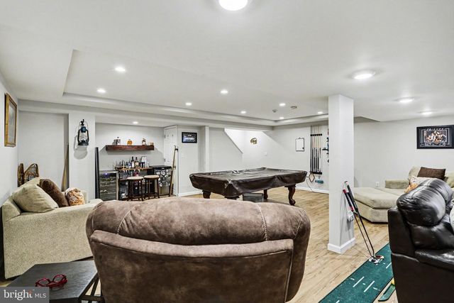 183 N ALPINE DR, York, PA 17408