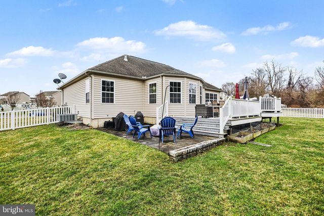 183 N ALPINE DR, York, PA 17408