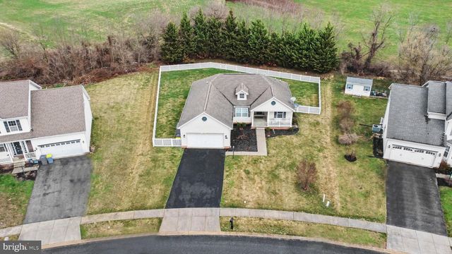 183 N ALPINE DR, York, PA 17408