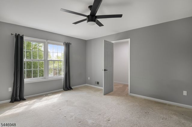 8 Clements Ct, Roseland Boro, NJ 07068