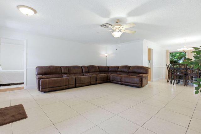 10691 NW 26th Place, Sunrise, FL 33322