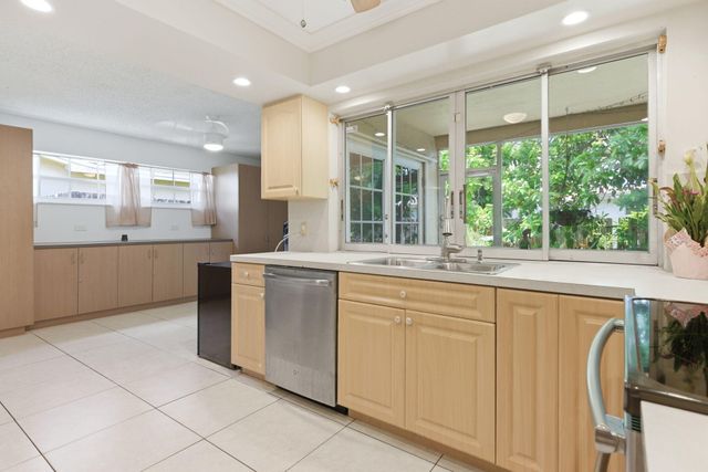 10691 NW 26th Place, Sunrise, FL 33322