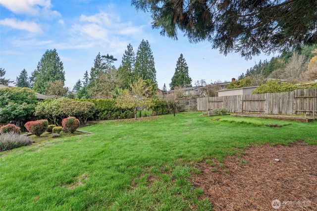 2110 Sycamore Street, Longview, WA 98632