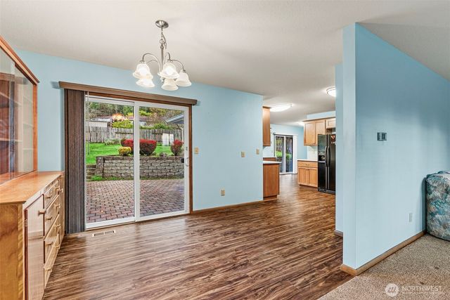 2110 Sycamore Street, Longview, WA 98632